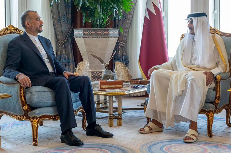 أمير قطر الشيخ تميم بن حمد آل ثاني يستقبل وزير الخارجية الإيراني حسين أمير عبداللهيان