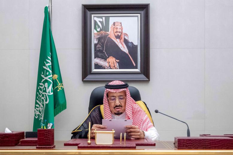 العاهل السعودي يحرص على استمرارية انعقاد مجلس الوزراء بحضوره أو في غيابه وغياب ولي العهد