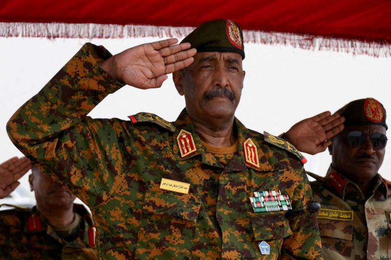 البرهان يسيطر على القرار السياسي والعسكري في السودان