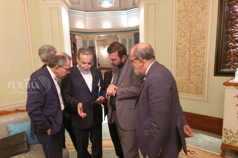 مفاوضات محفوفة بالمخاطر 