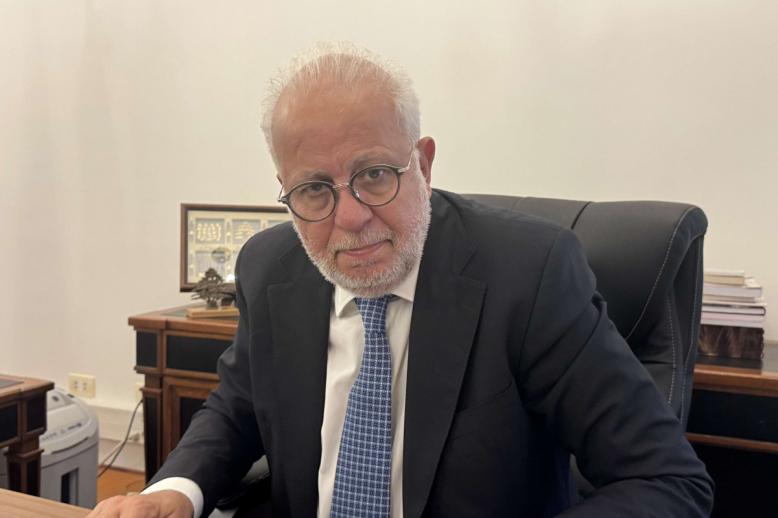 اتهامت للوزير نصار بالضغط على المحقق العدلي في الملف