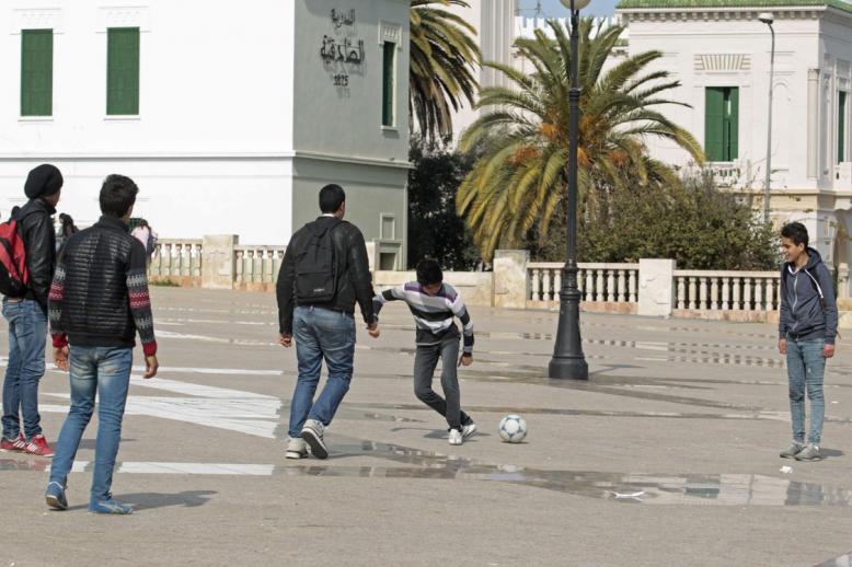المخدرات تهدد الأجيال