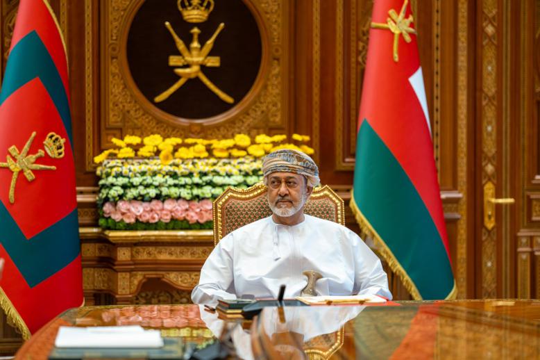 المراسيم السلطانية تؤسس لمرحلة الحسم والتحول