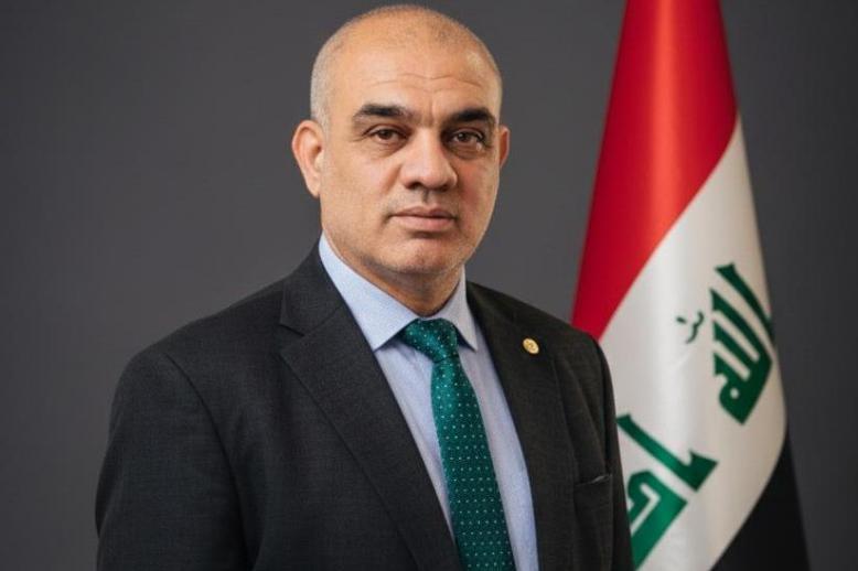 الدكتور واثق عباس