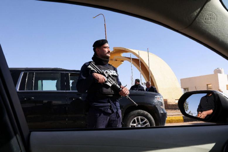 الأمن العراقي يطوّق محيط الحادث