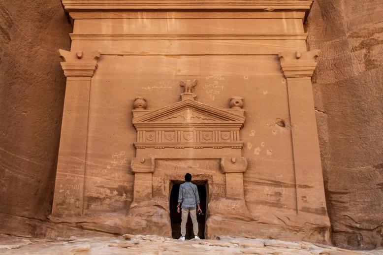 موقع الحِجر يمثل نموذجًا فريدًا للإبداع الإنساني