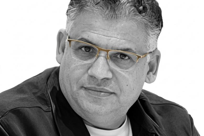 الفنان التشكيلي طاهر حلمي