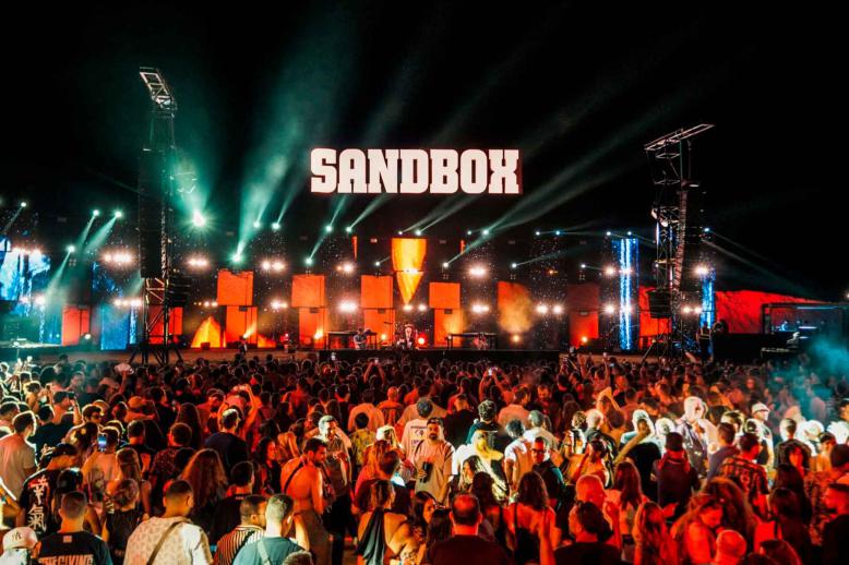 From sunrise sets to Red Sea nights
