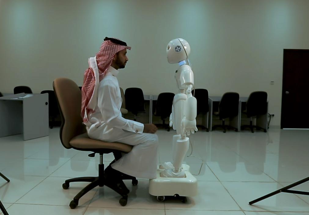 مُسالم يحاور صانعه