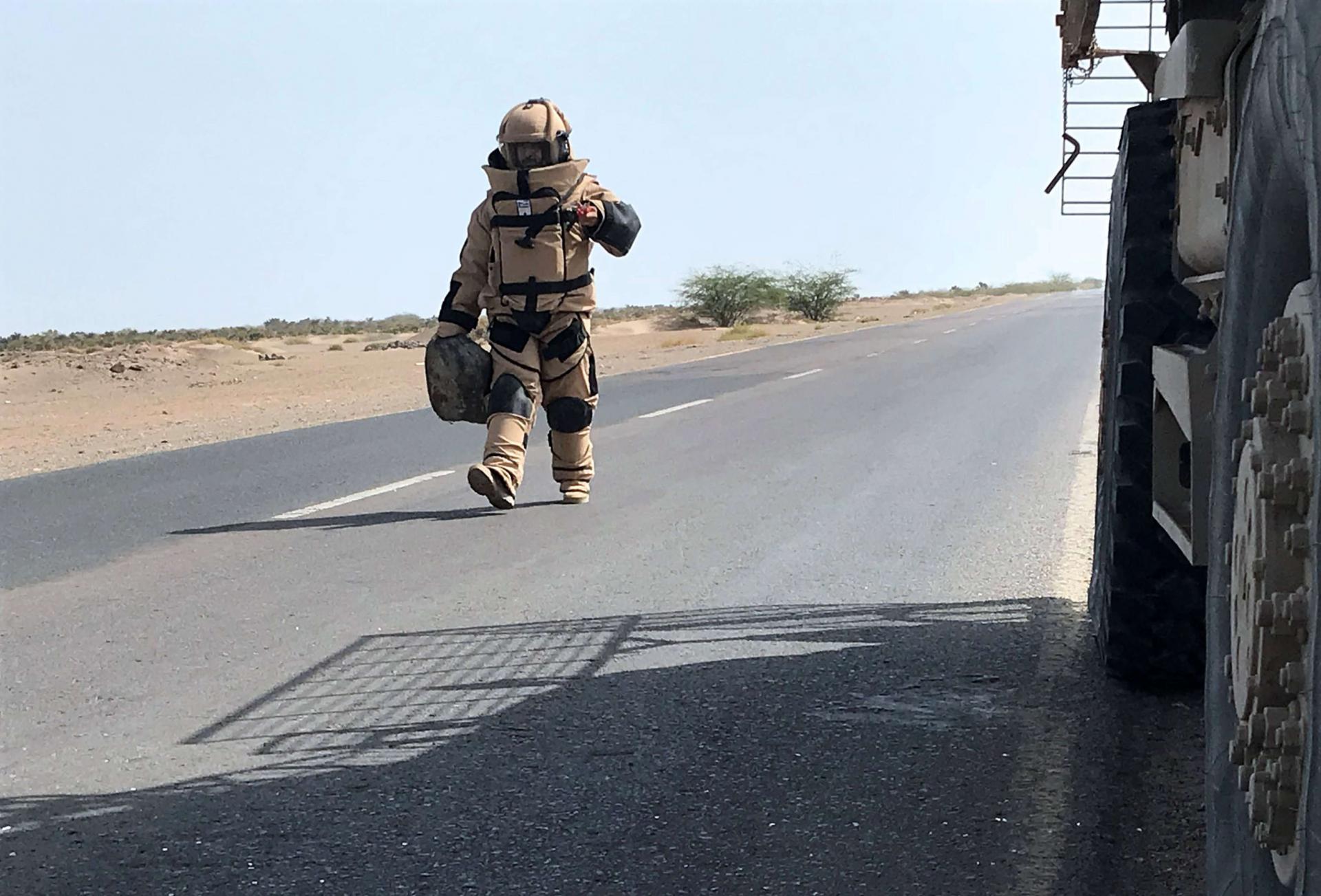 الإمارات لن تقبل بانتقال الحديدة من الحوثيين الى الاخوان