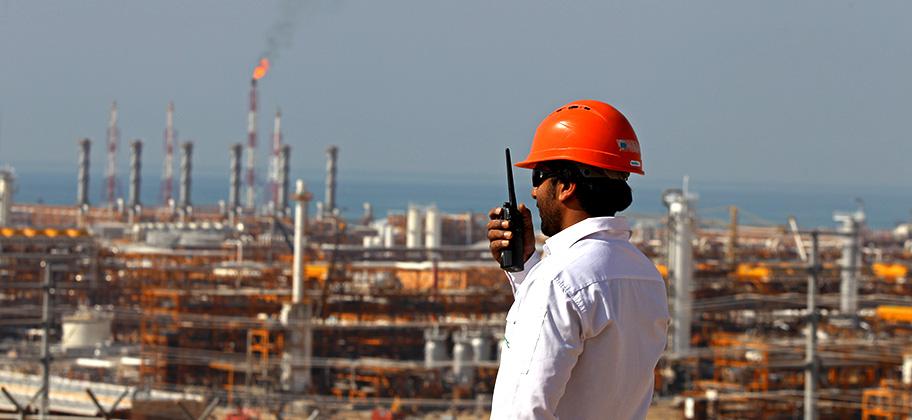 الاتفاق بين أوبك وروسيا ساعد في اعادة الاستقرار لأسعار النفط