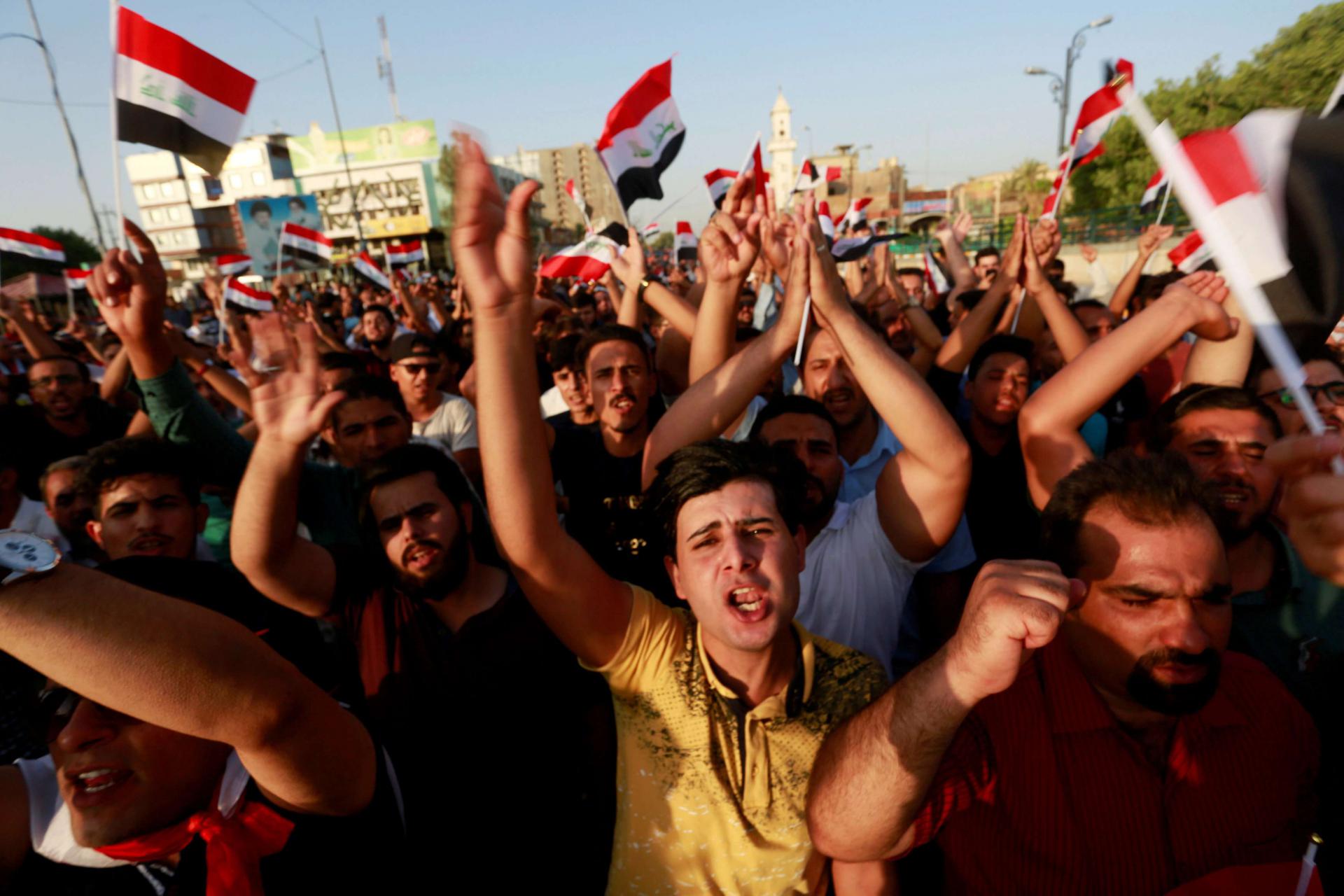صخب الاحتجاجات لا يهدأ