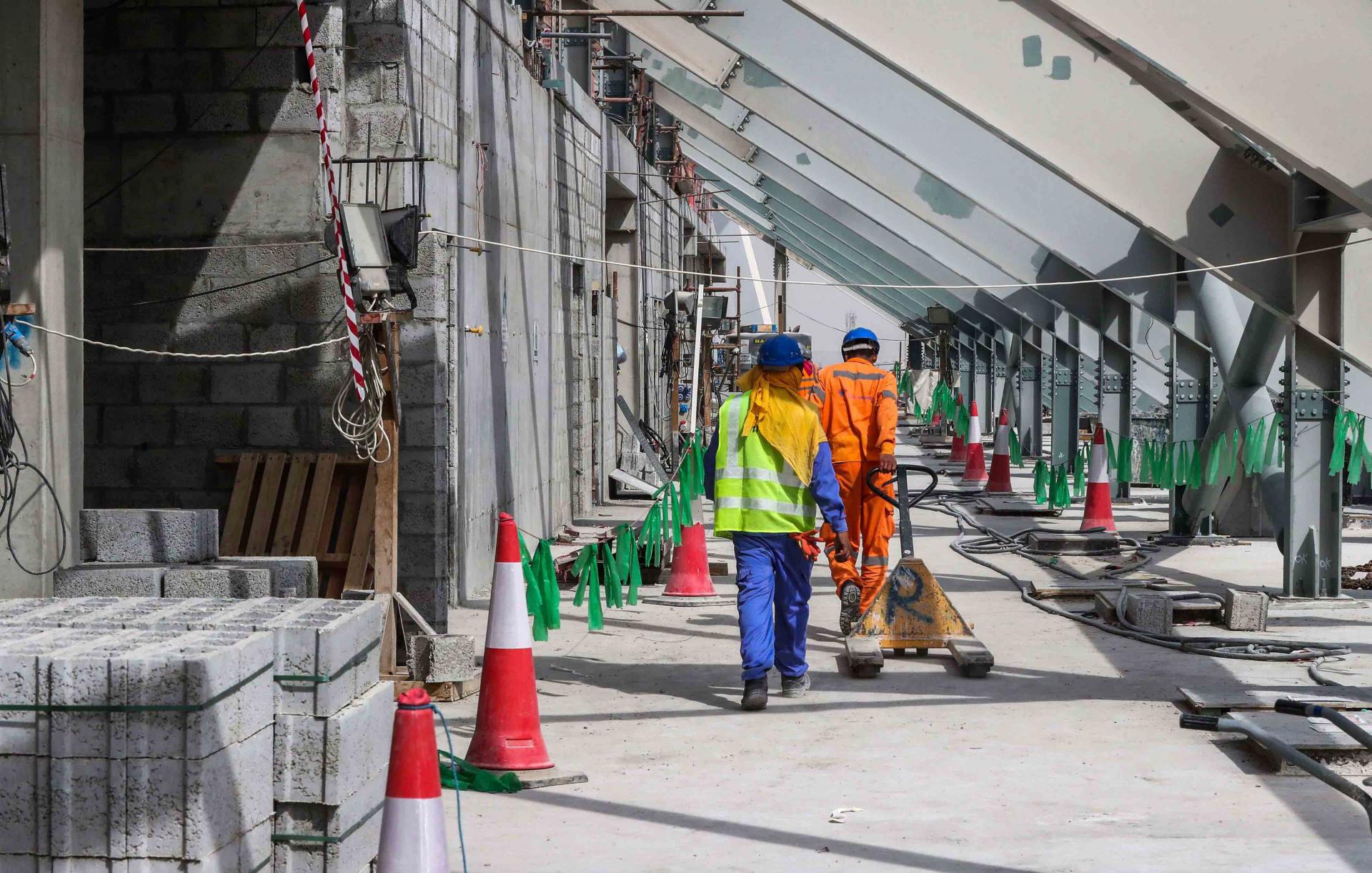 عوامل عدة تهدد قطر بفقدان تنظيم المونديال