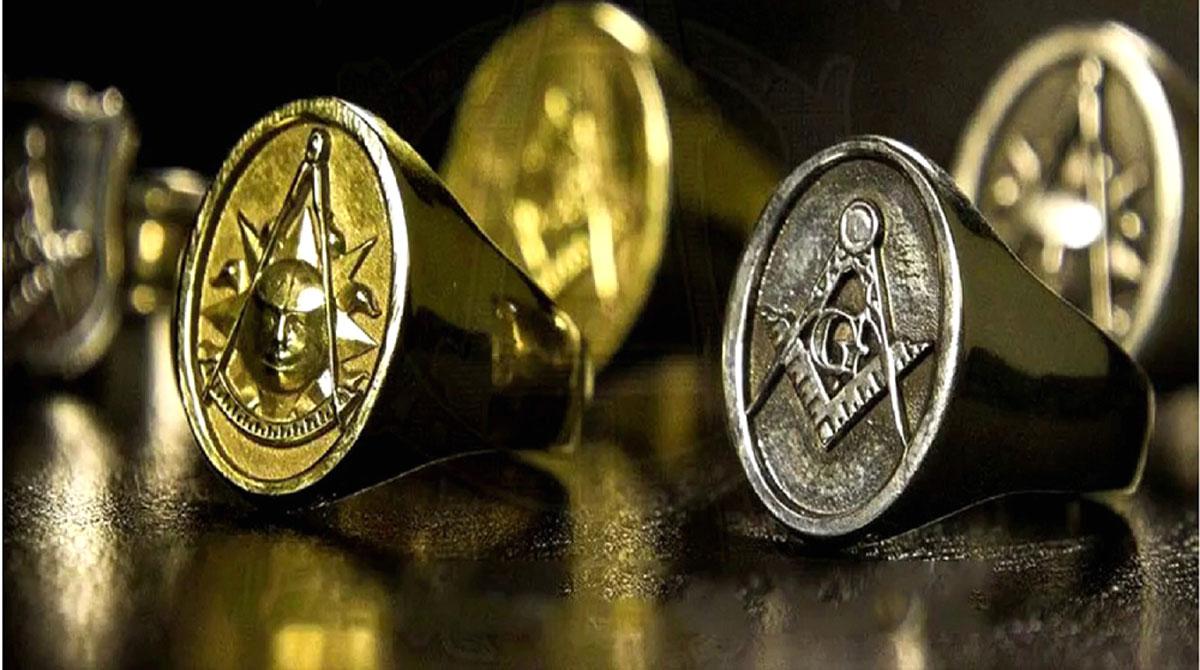 علاقتها بمسيرة الأحداث والتغيرات الاجتماعية والسياسية