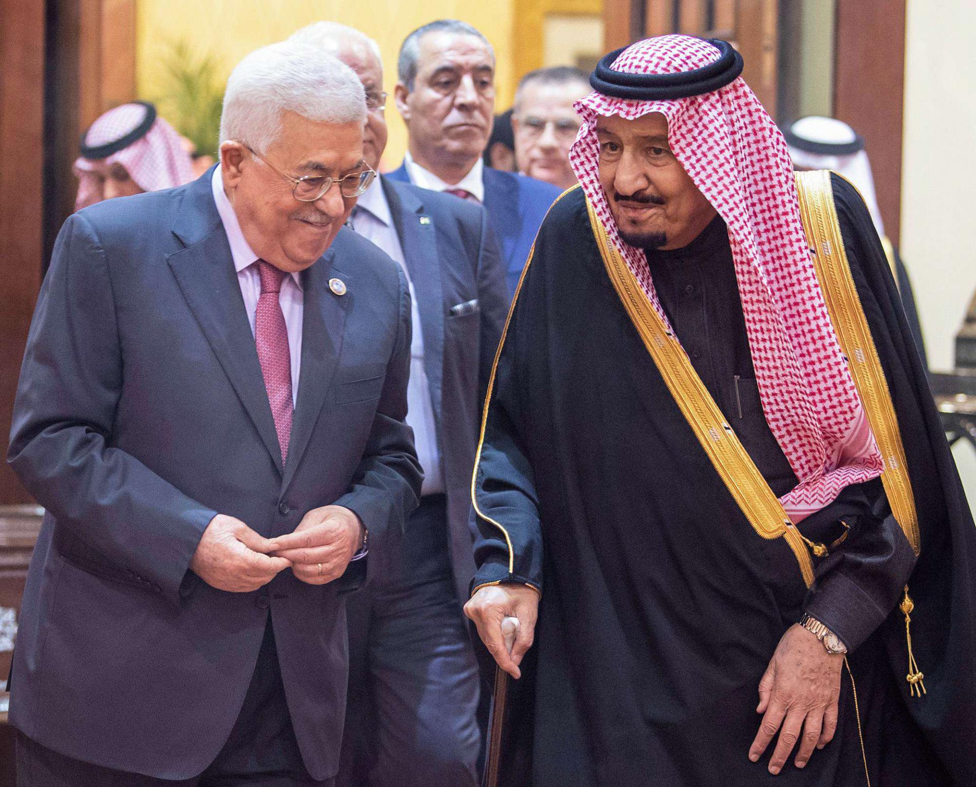 'وقوف دائم' مع الفلسطينيين