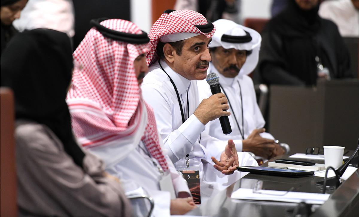 العمل على مواد انفعالية