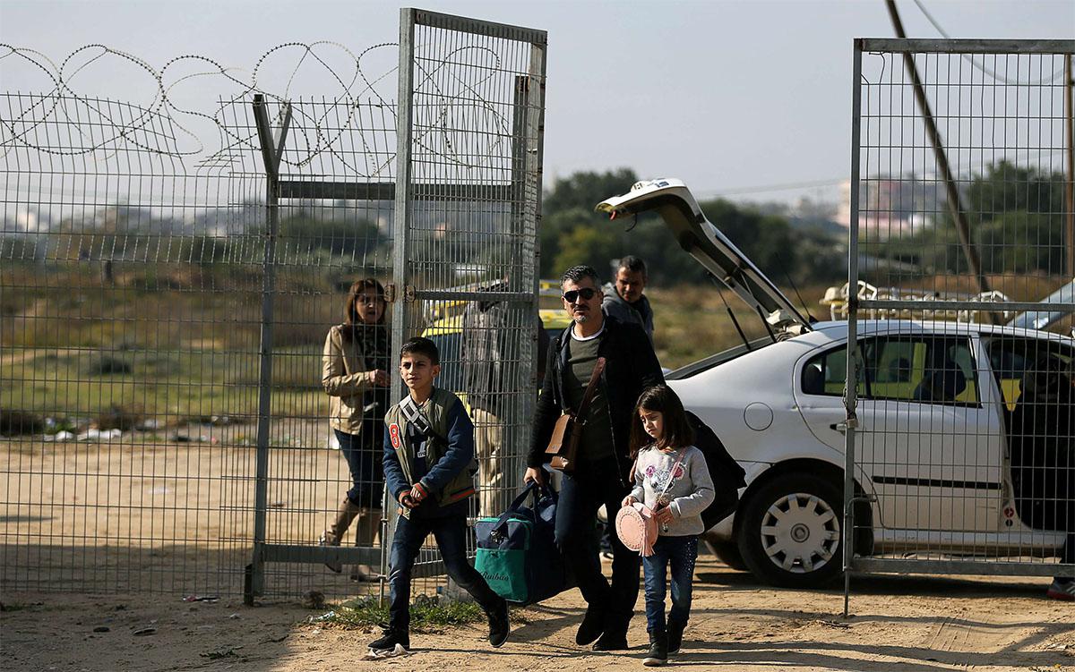 Erez crossing