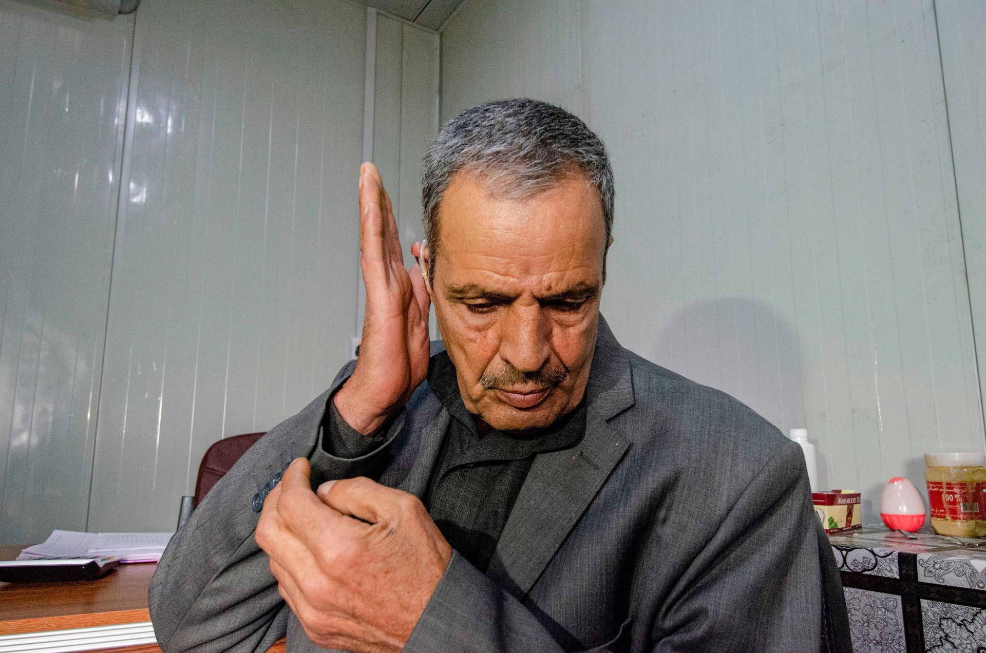 ارفع صوتك لا أسمع