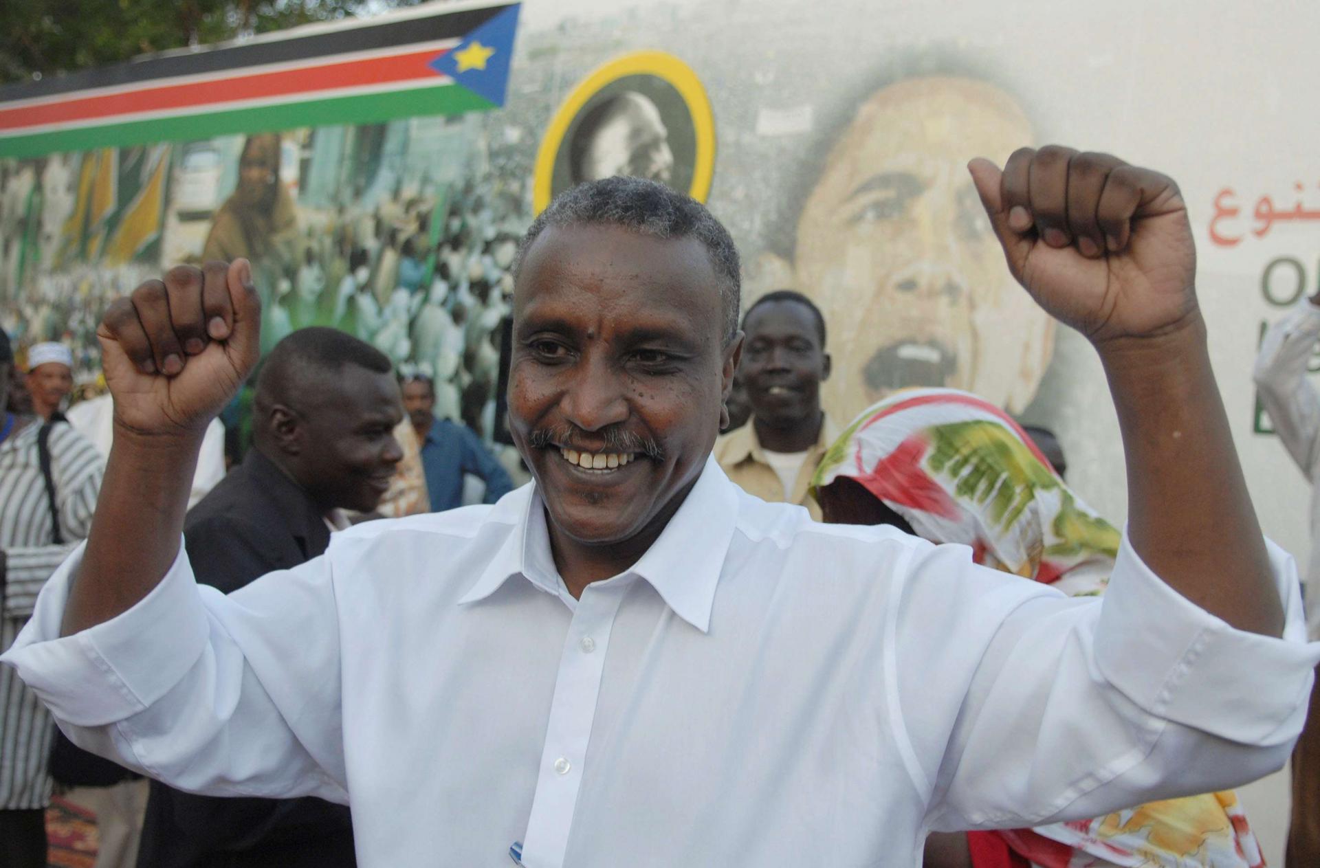  ياسر عرمان نائب الأمين العام للحركة الشعبية لتحرير السودان لقطاع الشمال 