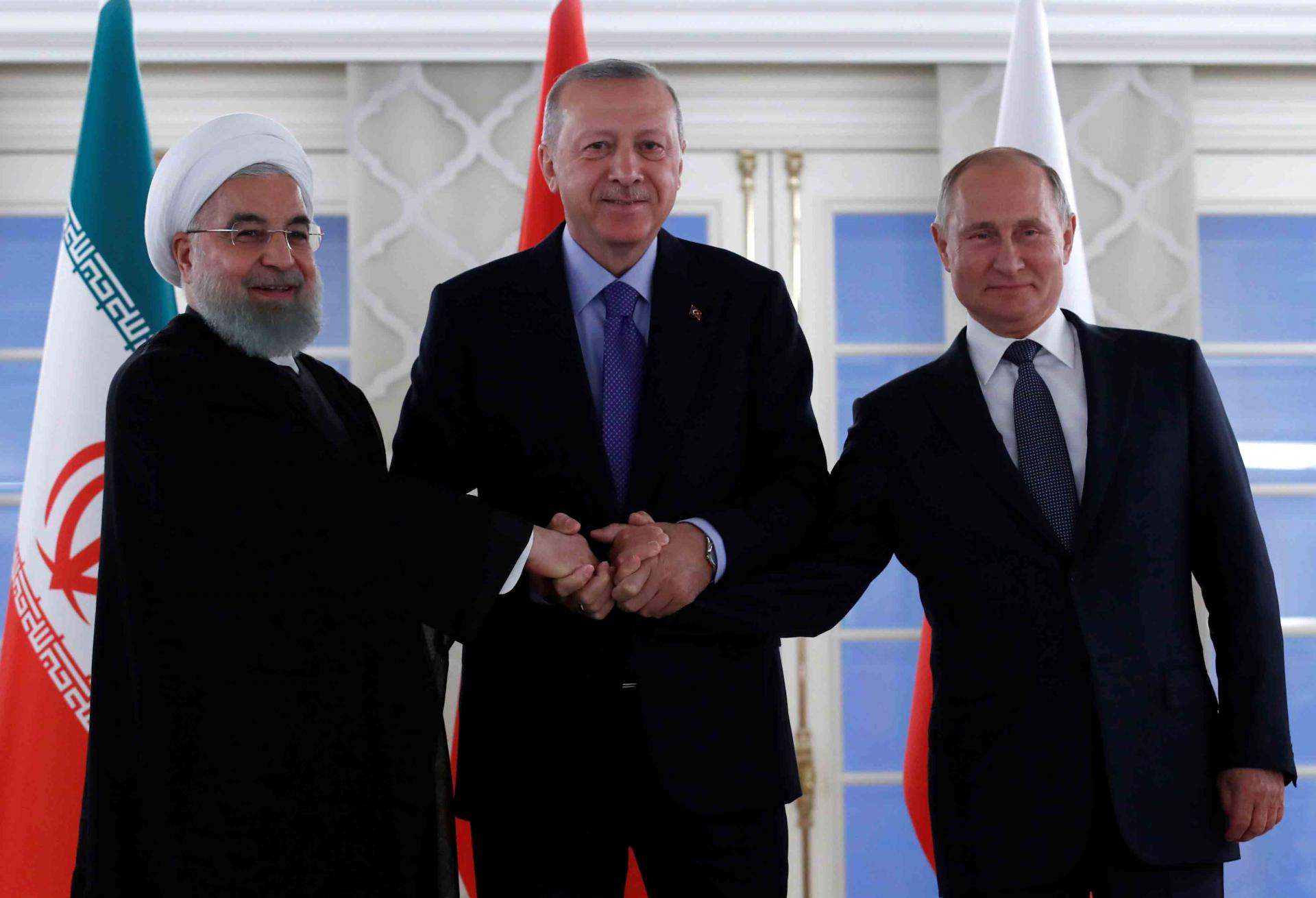أردوغان يتلمس تقلص قدرته على المناورة 
