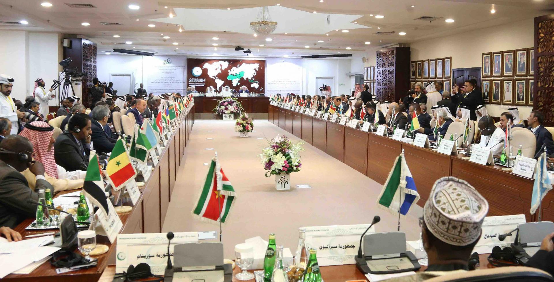 Kuwait's Prime Minister Sheikh Jaber Mubarak Al-Sabah has ordered the beefing up of security measures around vital installations in the country