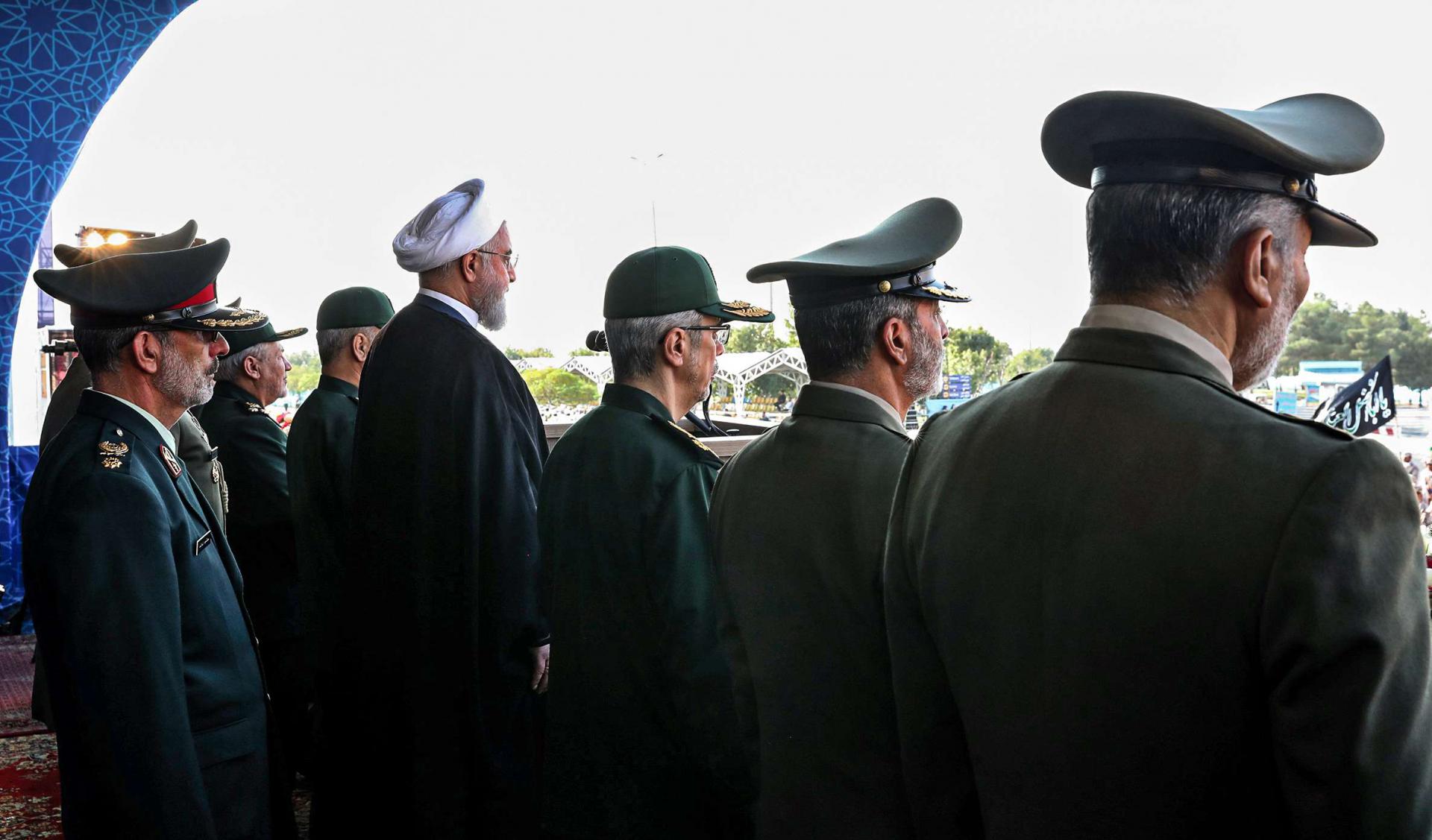 ايران في موقف المسالم