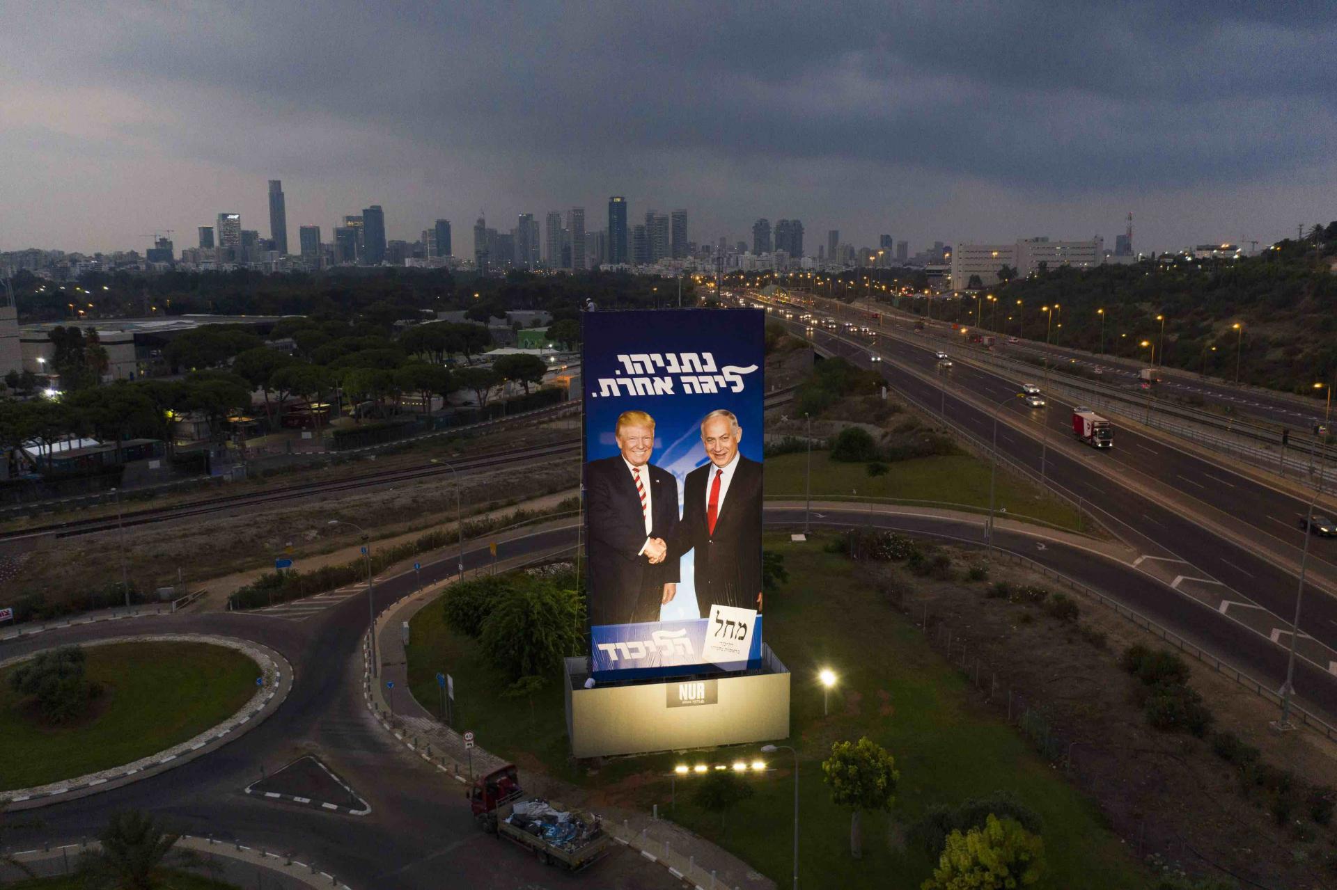 Only 10 percent see holding new elections as their top priority, while ending Israel's occupation was the top choice for 44 percent