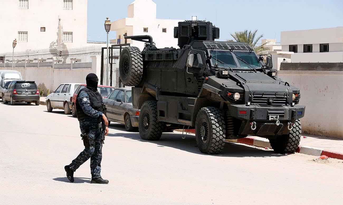 Tunisian police