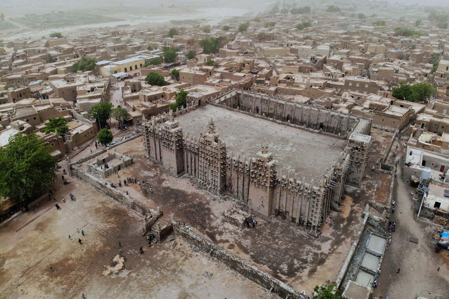 تراث مالي