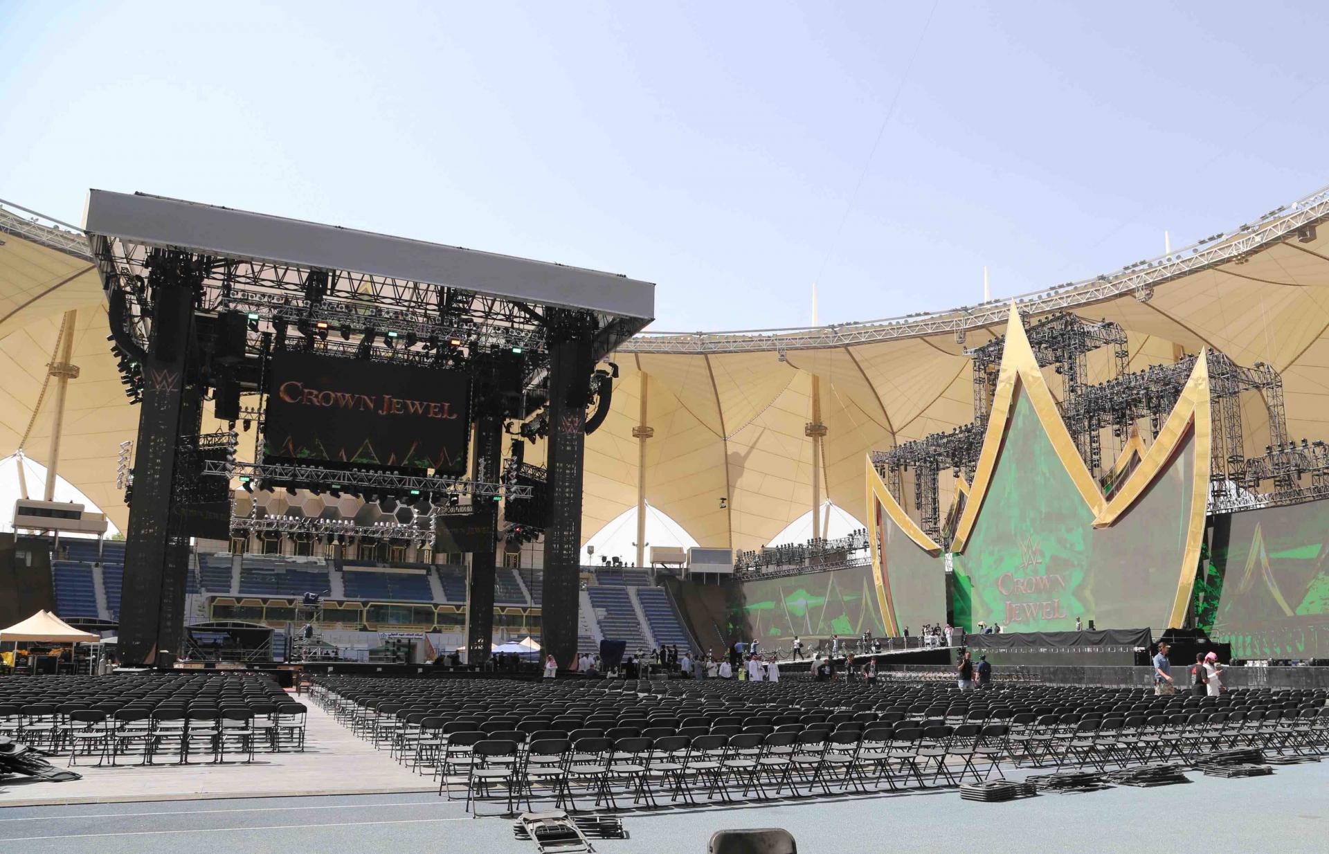 The bout at King Fahd Stadium will be an incongruous scene in a country where women are generally obliged to wear the black "abaya" cloak