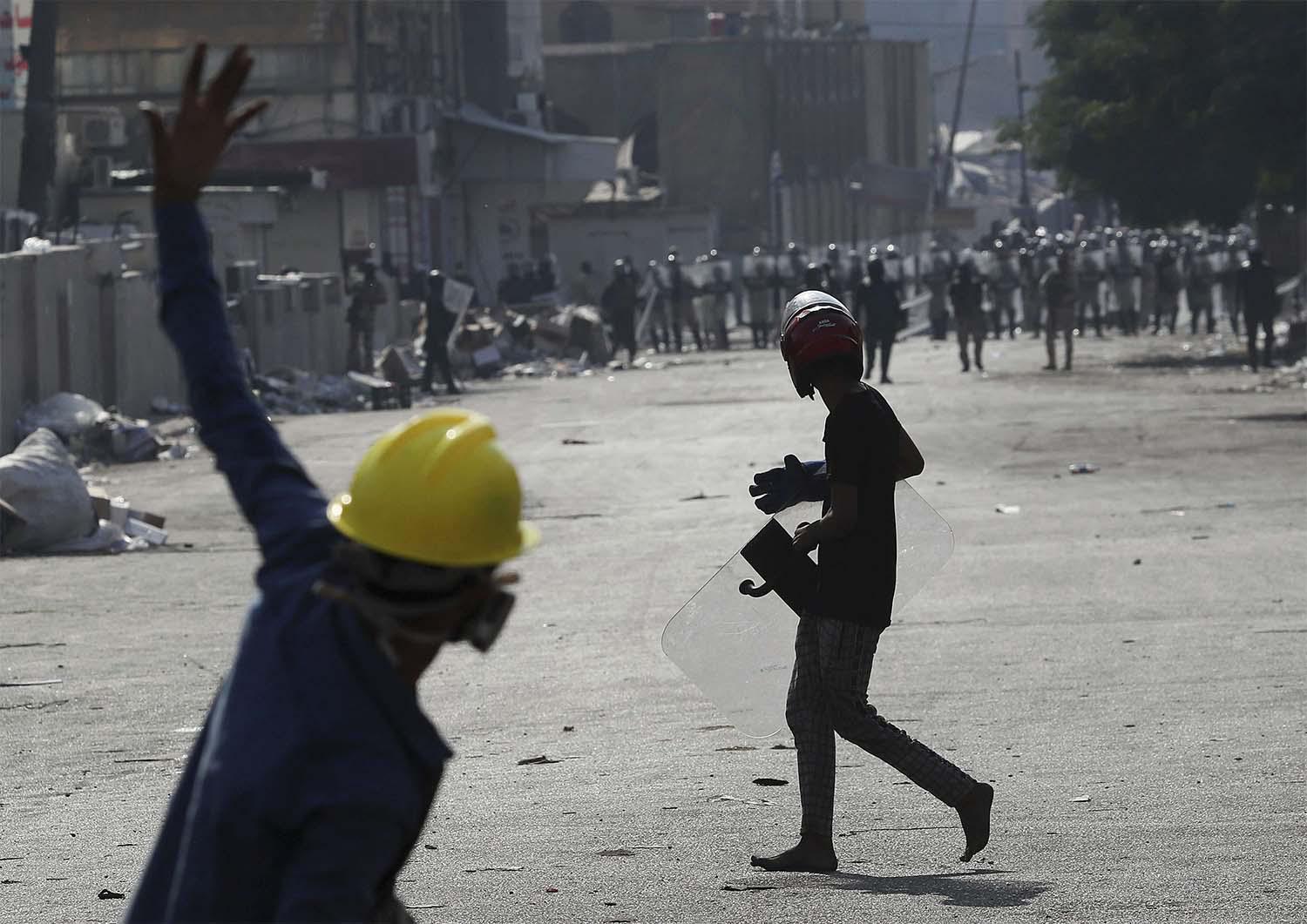 Security forces are still using live fire against protesters