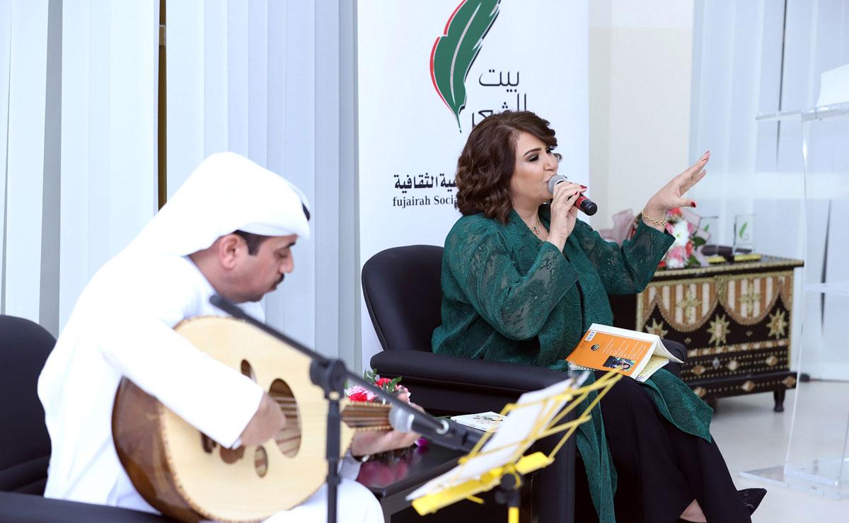 كم طال انتظاري