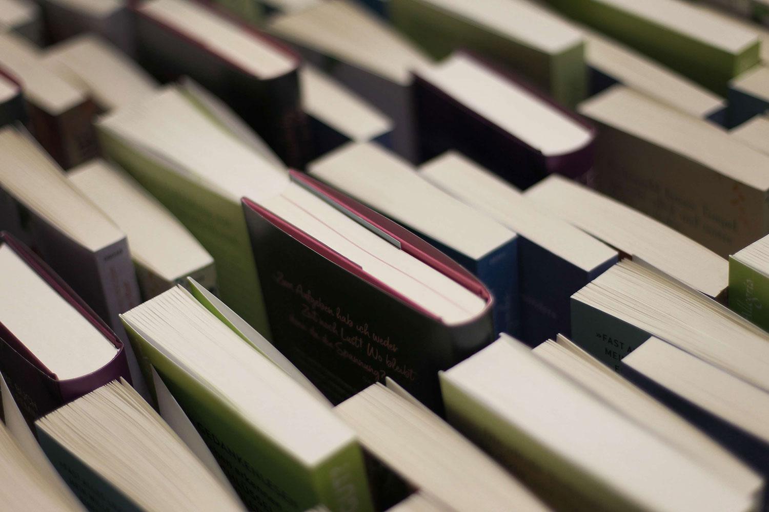 معرض كتاب