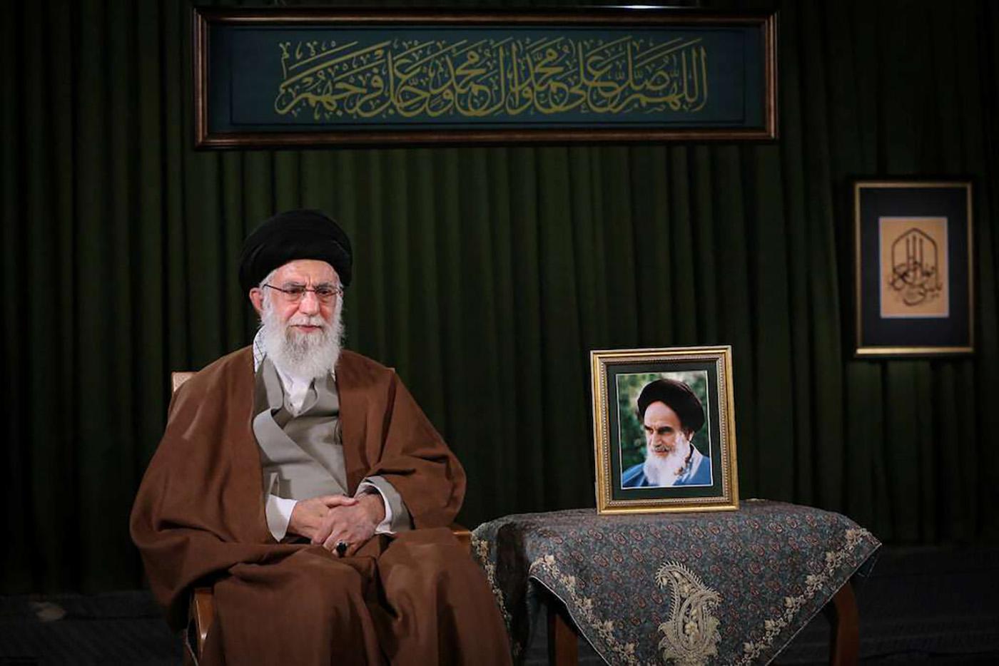 خامنئي يتوجس من لقاح أميركي ضد الفيروس