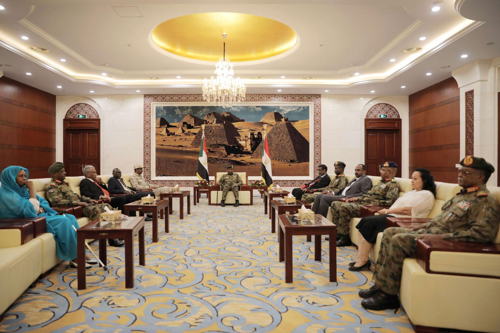 السودان يستنفر لمحاصرة فيروس كورونا قبل انتشاره