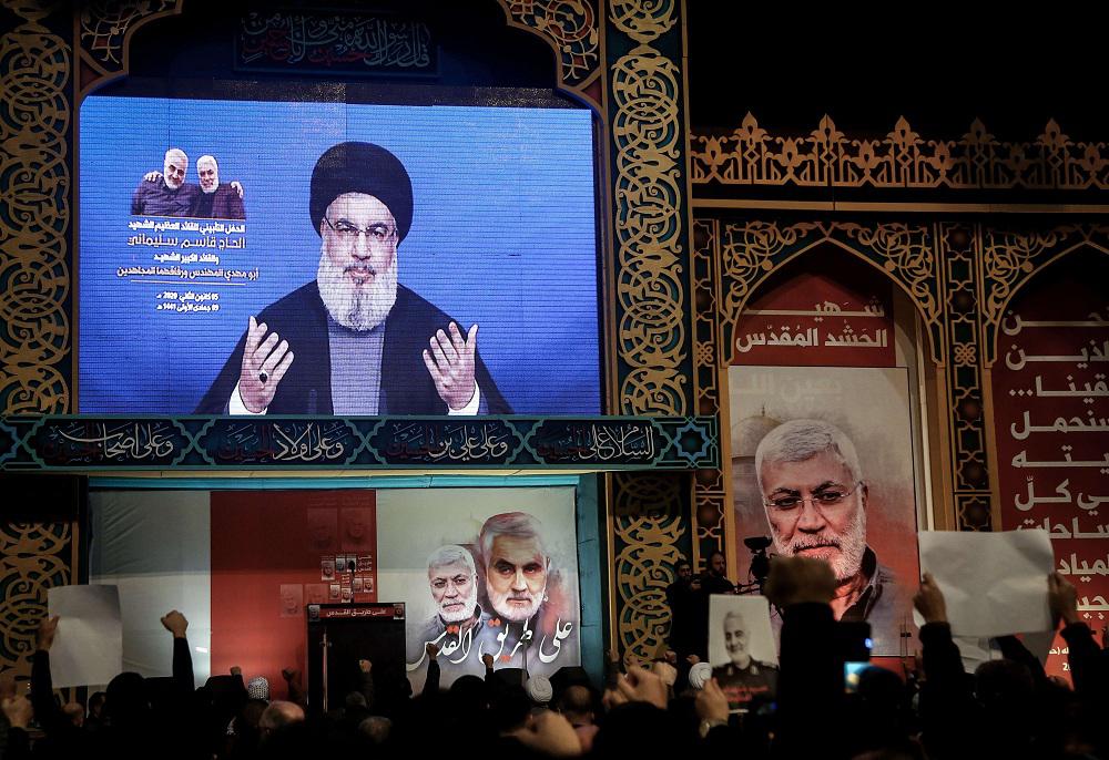 الولاء لايران قبل الولاء للبنان