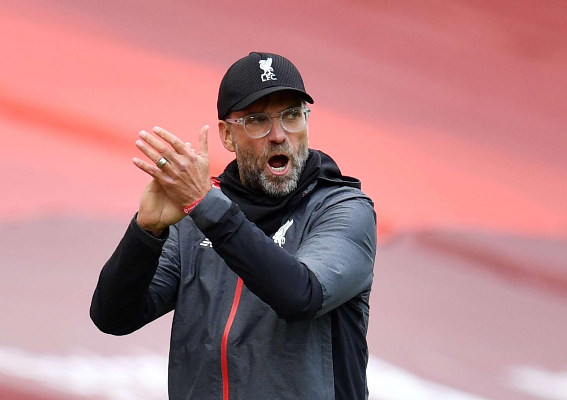 ويلعب ليفربول في ضيافة برايتون آند هوف ألبيون، صاحب المركز 15، الأربعاء المقبل.