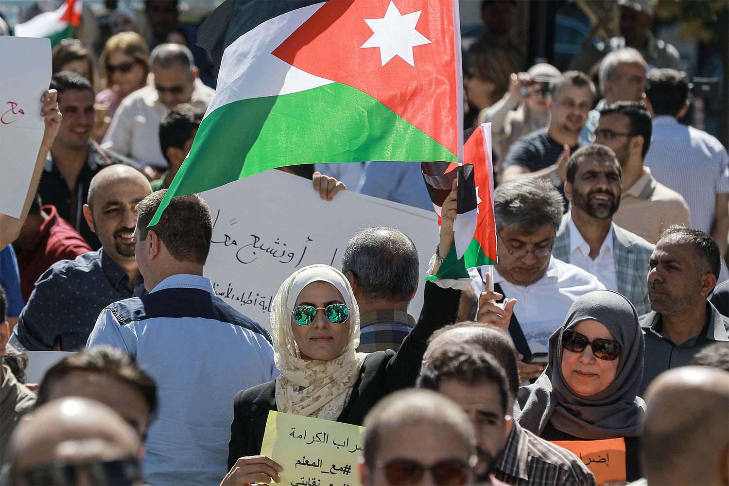 Amman prosecutor-general summoned members of the union's council for questioning on "criminal and corruption charges