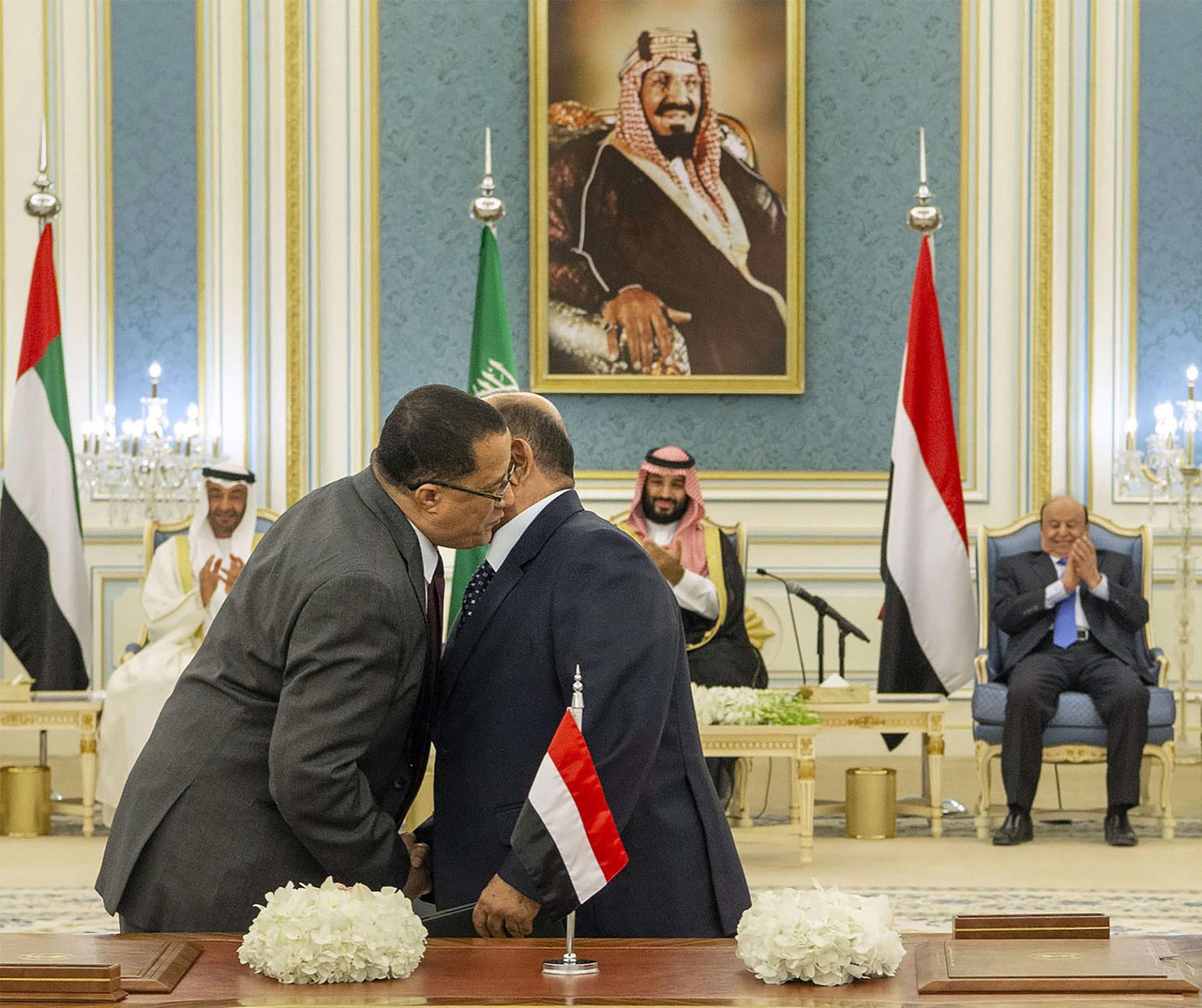 السعودية تنجح في اطفاء فتيل الازمة بين المجلس الانتقالي الجنوبي والحكومة