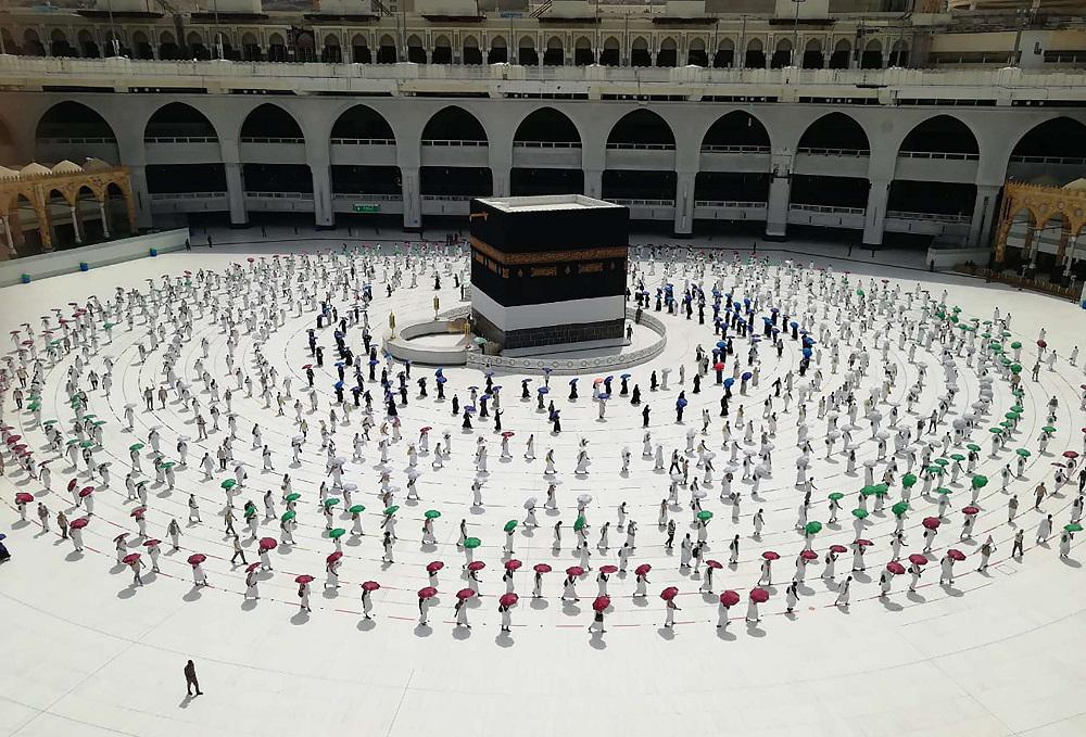 الطواف حول الكبعة مع احترام شرط التباعد الاجتماعي