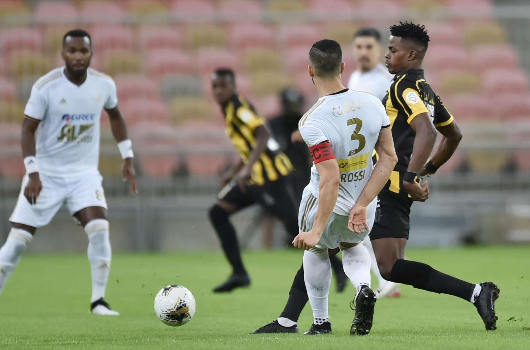 فريق 'عنابي سدير' يفرط في تقدمه بهدف امام الاتحاد