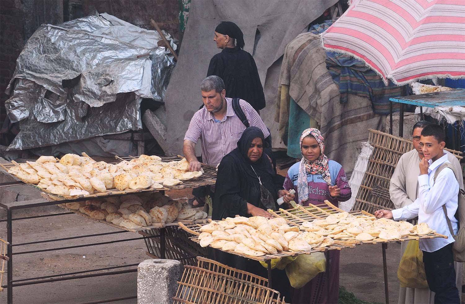 Egypt offers bread to more than 60 million people