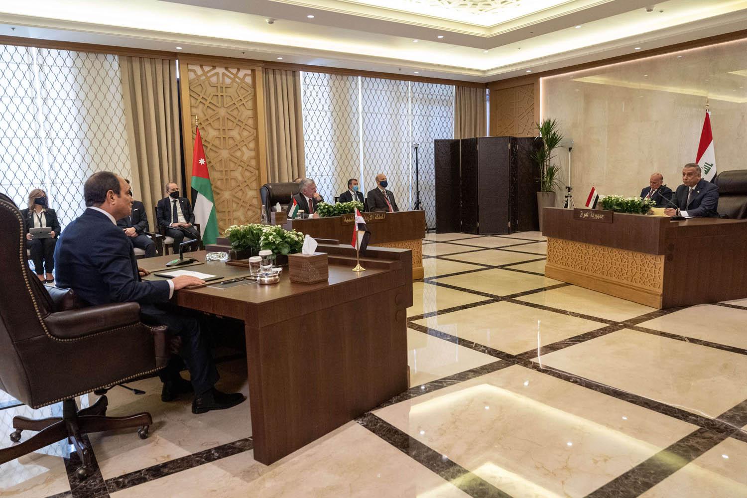 قمة تشاورية في عمان بحضور العاهل الاردني الملك عبدالله الثاني والرئيس المصري عبدالفتاح السيسي ورئيس الوزراء العراقي مصطفى الكاظمي