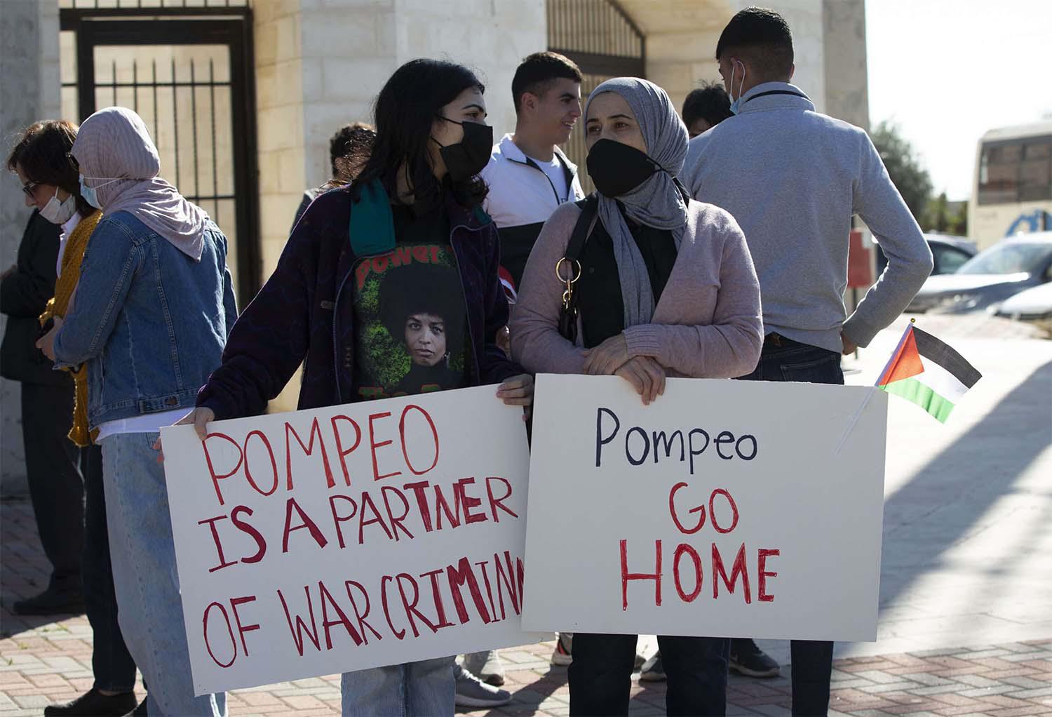 Palestinians protest against expected visit of the US Secretary of State Mike Pompeo to the Jewish settlement of Psagot near the West Bank city of Al-Bireh