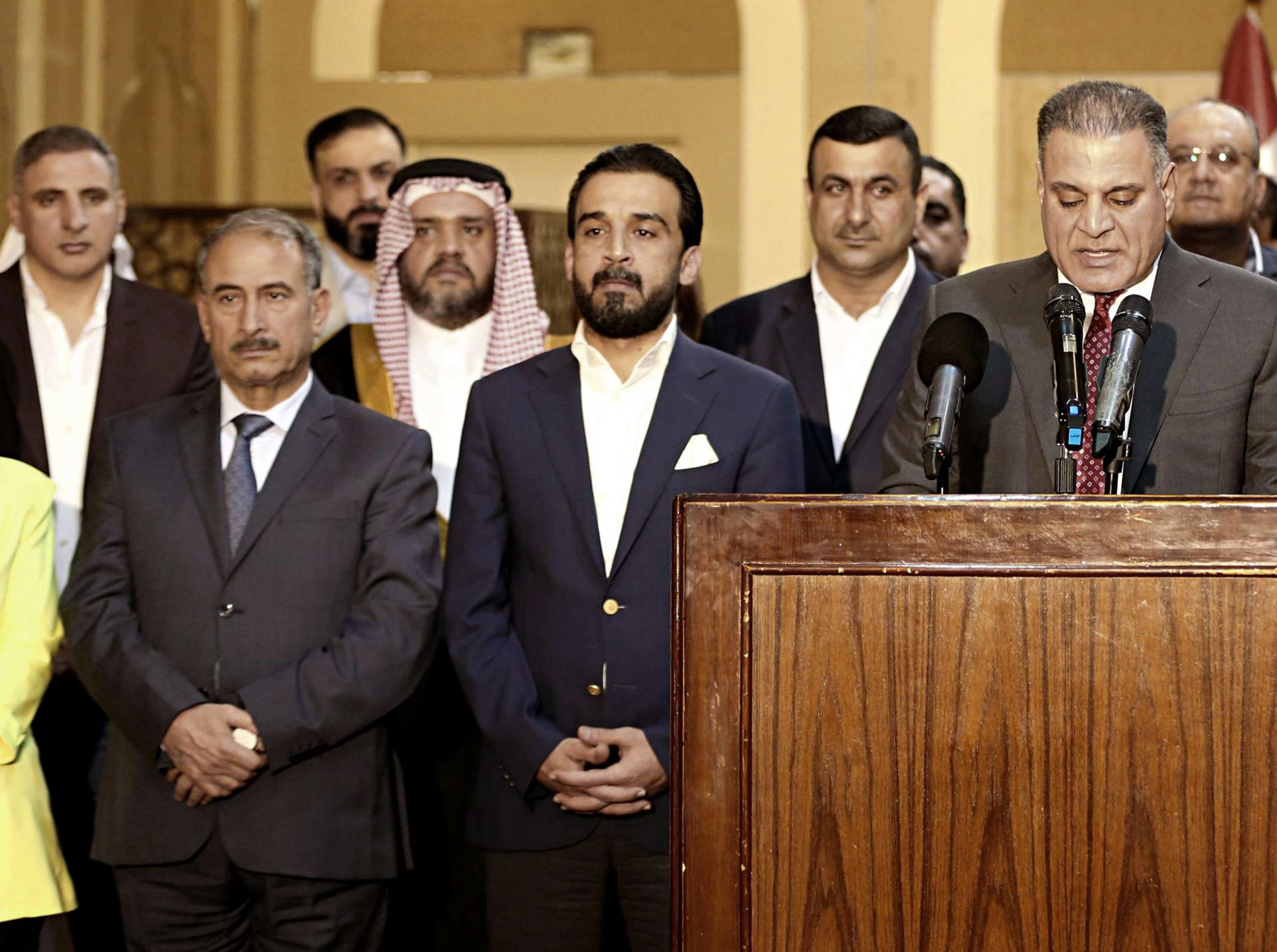 خصوم الحلبوسي من المكون السنّي يحولون البرلمان إلى ساحة لتصفية الحسابات السياسية