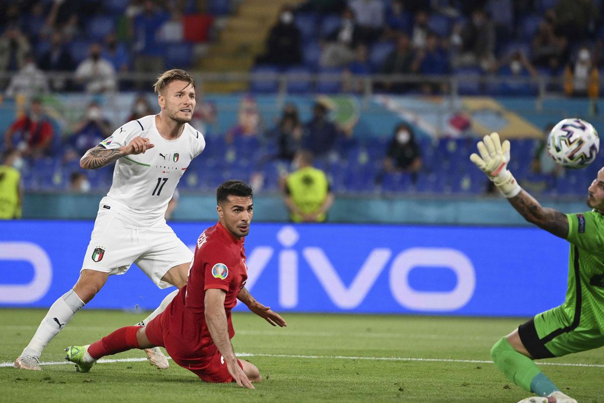 منتخب 'الأزوري' يتصدر مجموعته مؤقتا برصيد ثلاث نقاط