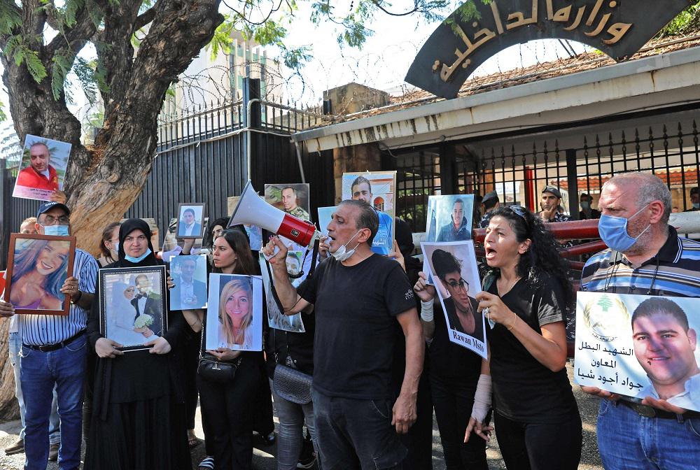 احتجاج اهالي ضحايا انفجار مرفا بيروت