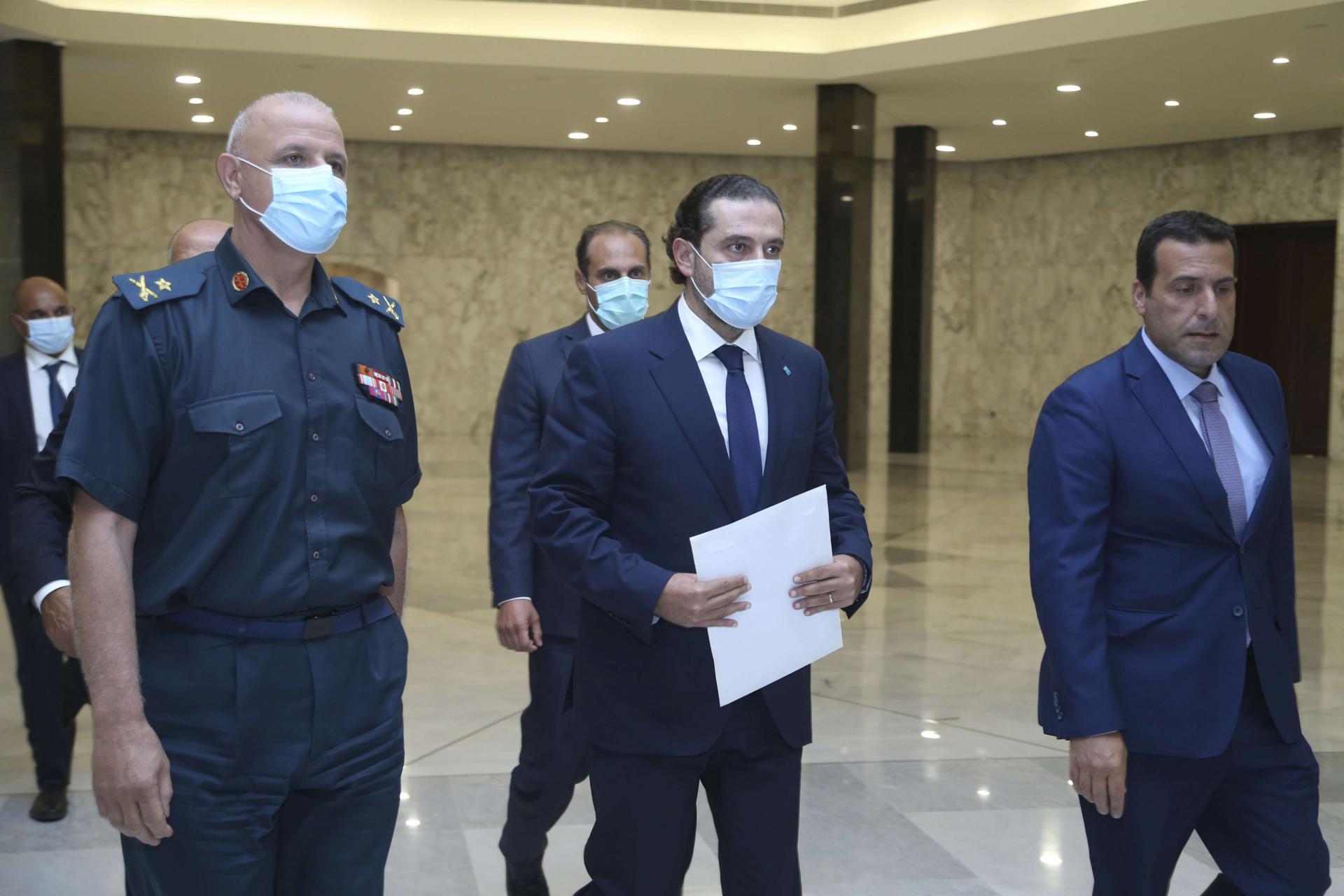 الحريري يعرض حكومة من 24 وزيرا بدلا من تشكيلة سابقة تضم 18 وزيرا