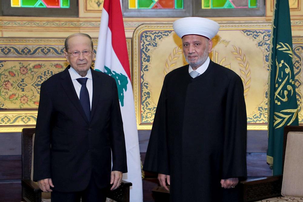 لقاء عون بمفتي لبنان محاولة لحث الطائفة السنية على المشاكرة في الانتخابات
