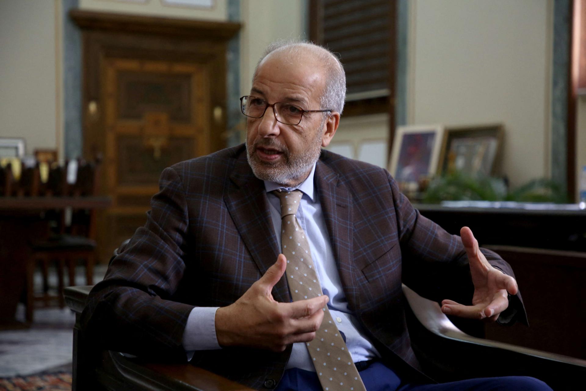 الصادق الكبير محافظ المركزي في طرابلس يأمل في الانتهاء من المرحلة الأولى من إعادة التوحيد في يوليو